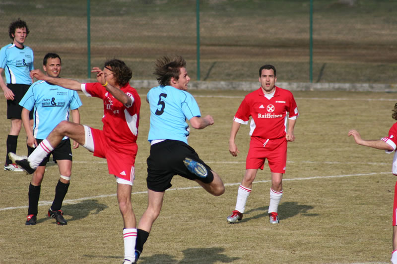 gal/Pokalviertelfinale-Rueckspiel - SV Reischach-Terenten - TEIL 1/2007-03-28 Pokal SVR - Terenten Rueckspiel 032.jpg